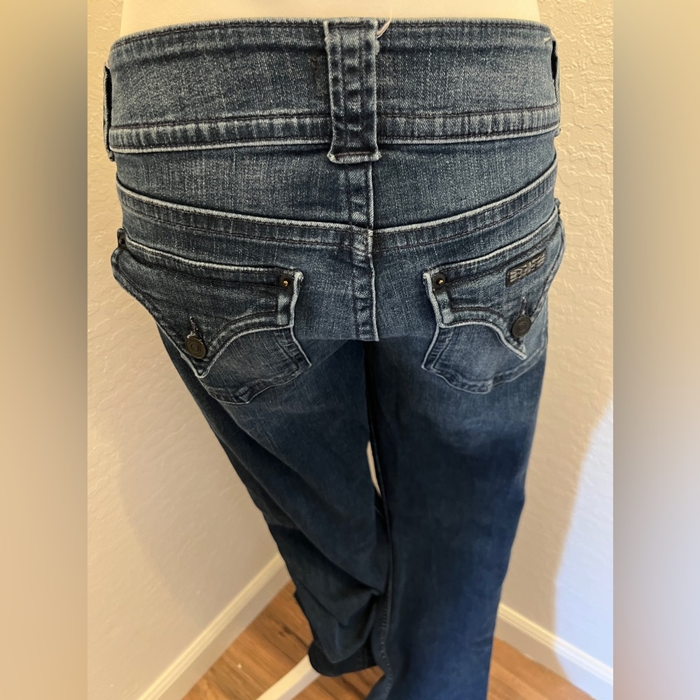 ✨🤍 ✨Hudson Boot Cut Jeans ✨🤍✨